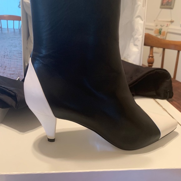Givenchy Women’s Boots - Picture 11 of 16
